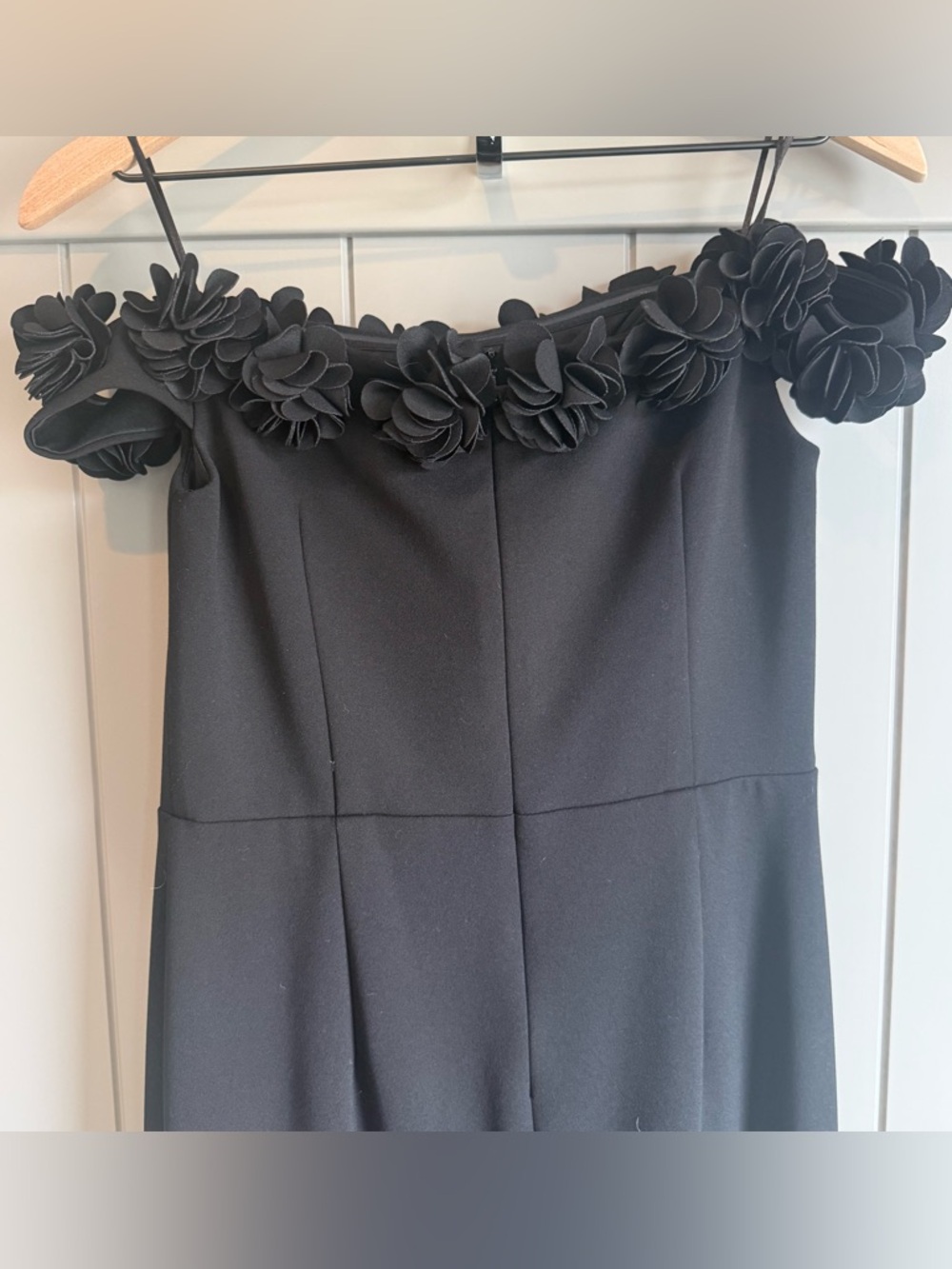 Jeanne Alexander By Alex Evenings  Size 6 Black Off The Shoulder Dress 3D Flower - Picture 8 of 17